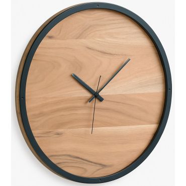 Adnan wall clock
