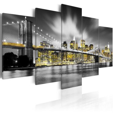 Canvas Print - NYC: amber eyes