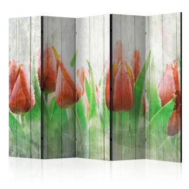 Διαχωριστικό με 5 τμήματα - Red tulips on wood II [Room Dividers]
